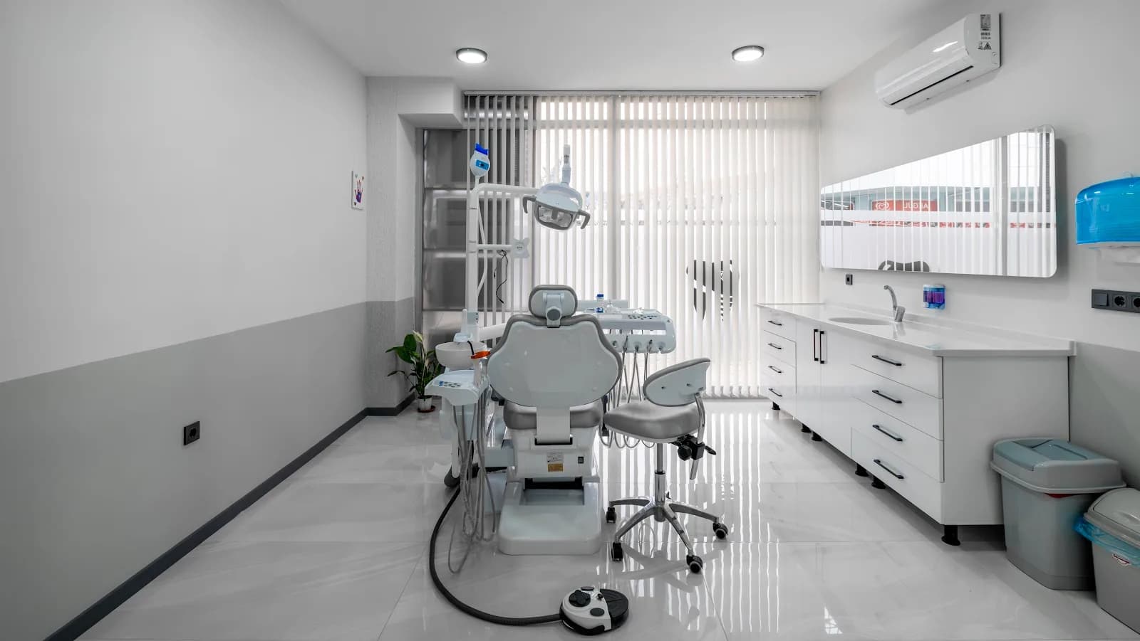 DENTGEMLİK Ağız ve Diş Sağlığı Polikliniği