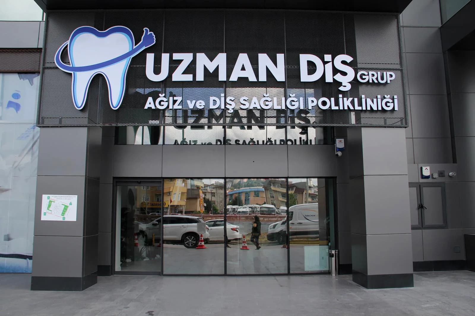 Uzman Diş Grup - İmplant - Gömülü Diş - Ortodonti - Pedodonti - Gülüş Tasarımı - Kocaeli Diş Kliniği klinik kapak fotoğrafı